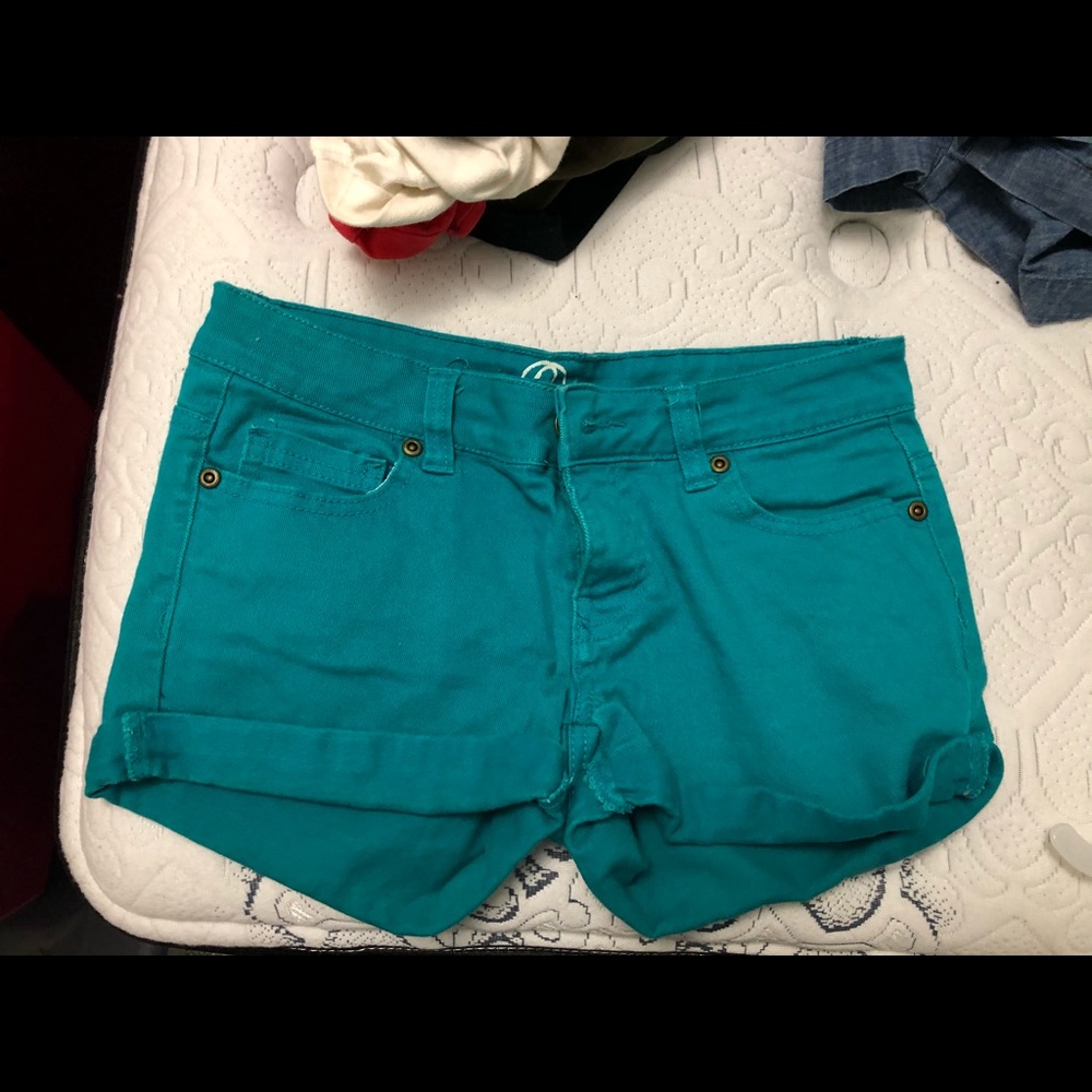 Set of 2 shorts from blue notes!
